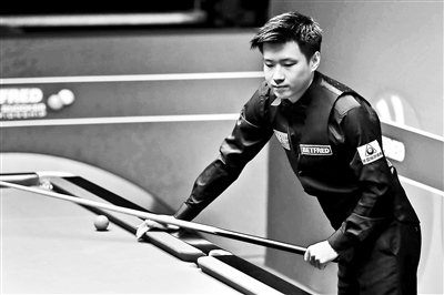 联手看起来 联手看起来