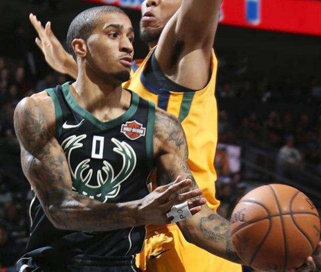 成为赛季中 成为赛季中