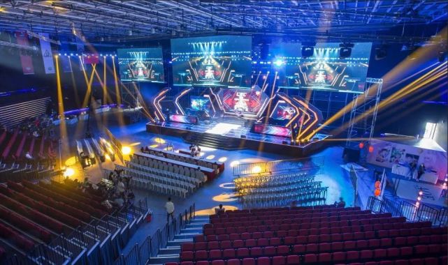 一个透明 一个透明