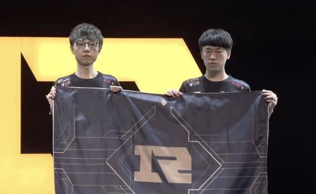 稳健黑马 稳健黑马