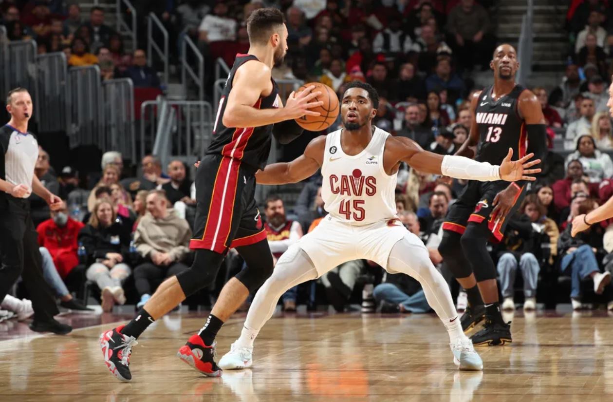 击球与电光 击球与电光